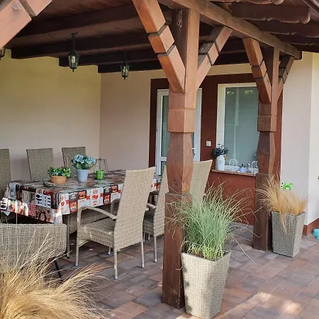 Dom Wypoczynkowy Radomno * Radomno